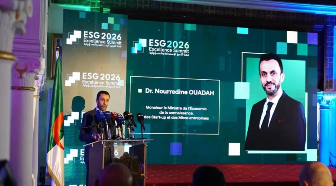 واضح يبرز أهمية الابتكار في تعزيز تنافسية المؤسسات