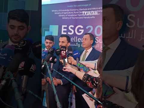 وزير اقتصاد المعرفة يشرح دور المؤسسة في قمة التميز